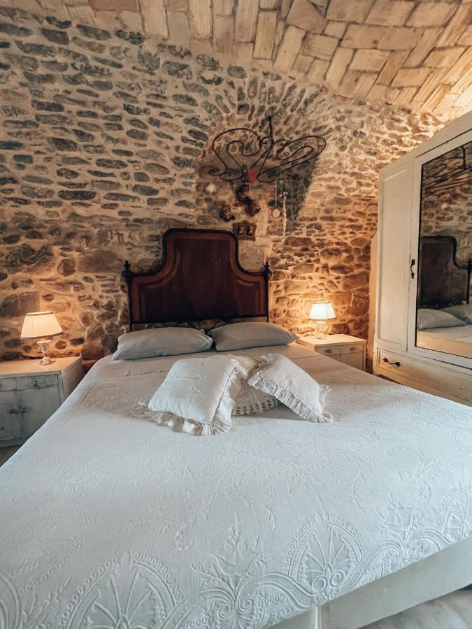 Talking Stones Bed and Breakfast Dolceacqua Eksteriør billede