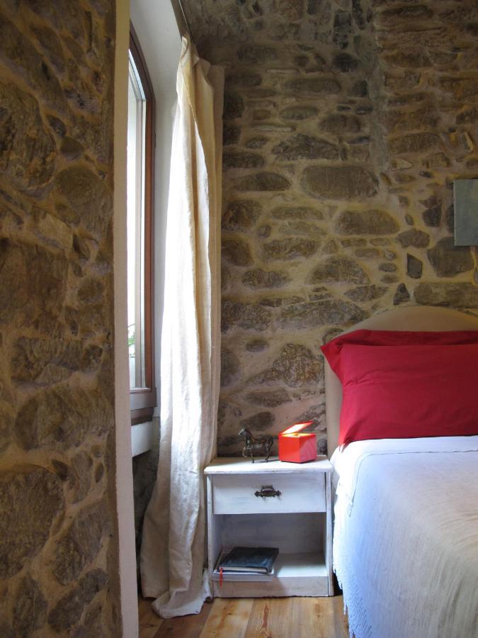 Talking Stones Bed and Breakfast Dolceacqua Eksteriør billede