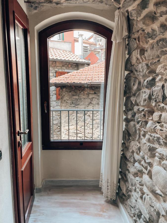 Talking Stones Bed and Breakfast Dolceacqua Eksteriør billede