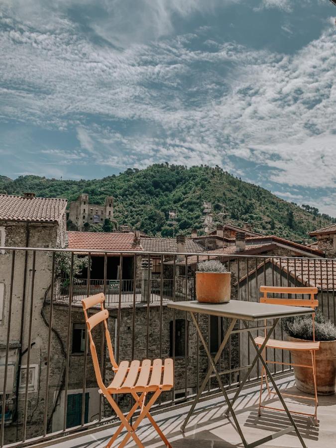Talking Stones Bed and Breakfast Dolceacqua Eksteriør billede