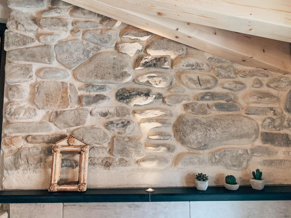 Talking Stones Bed and Breakfast Dolceacqua Eksteriør billede