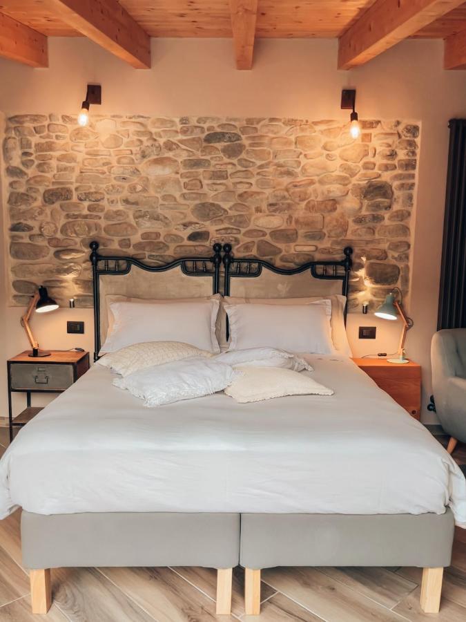 Talking Stones Bed and Breakfast Dolceacqua Eksteriør billede