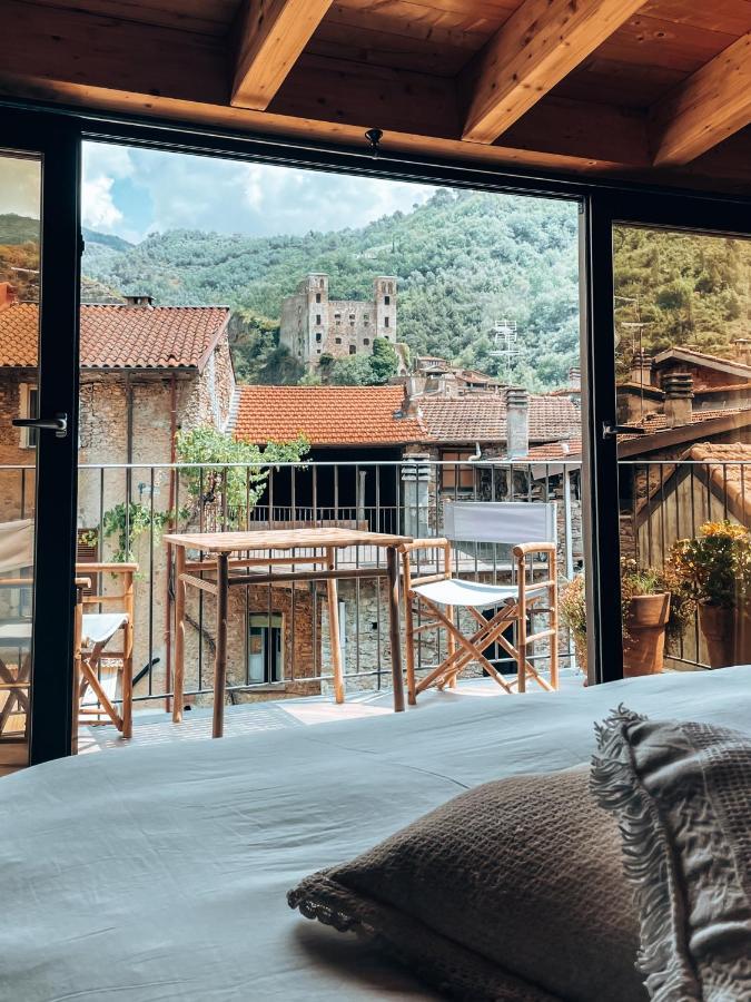 Talking Stones Bed and Breakfast Dolceacqua Eksteriør billede