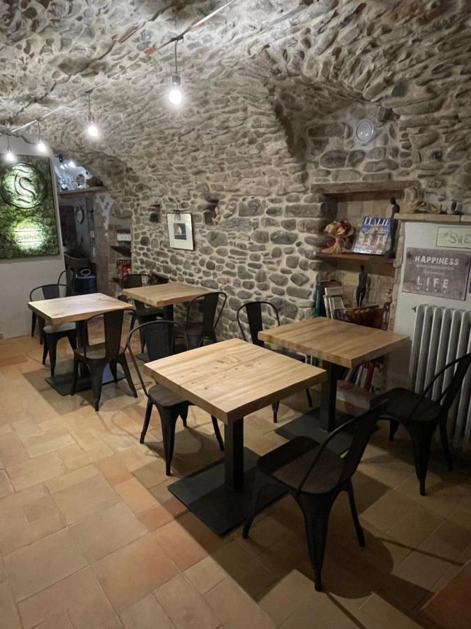 Talking Stones Bed and Breakfast Dolceacqua Eksteriør billede