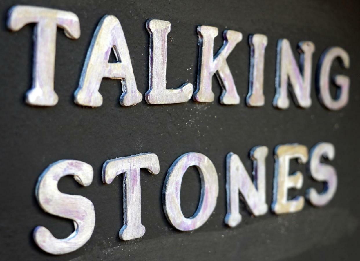 Talking Stones Bed and Breakfast Dolceacqua Eksteriør billede